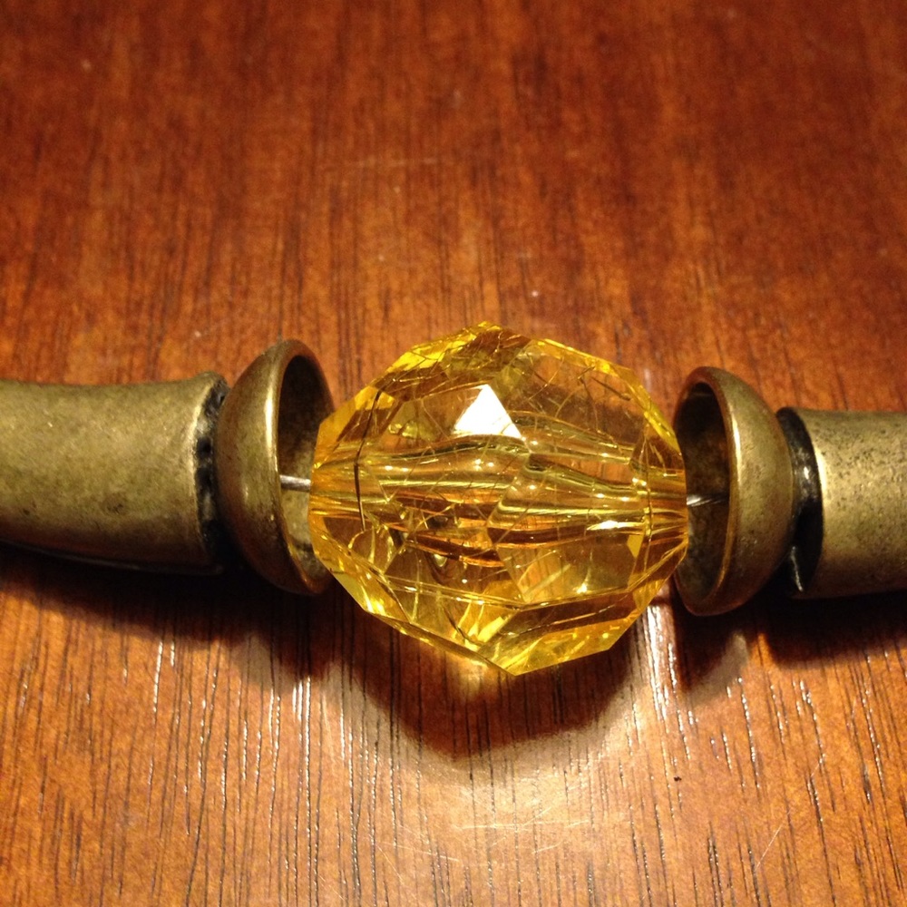 Chunky jewel necklace